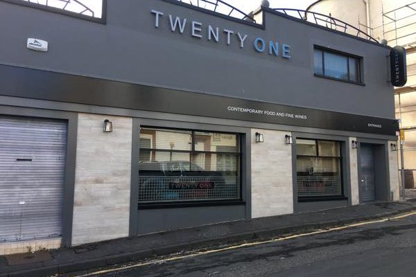 Twenty One RESTAURANT Hamilton19